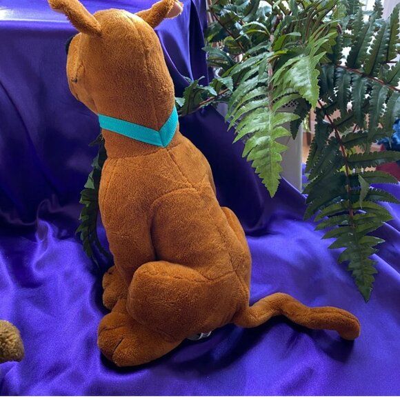 πToy Factory Scooby Doo Plush Animal May 2011 14 Inch Sitting Dog with Collar - Picture 2 of 12